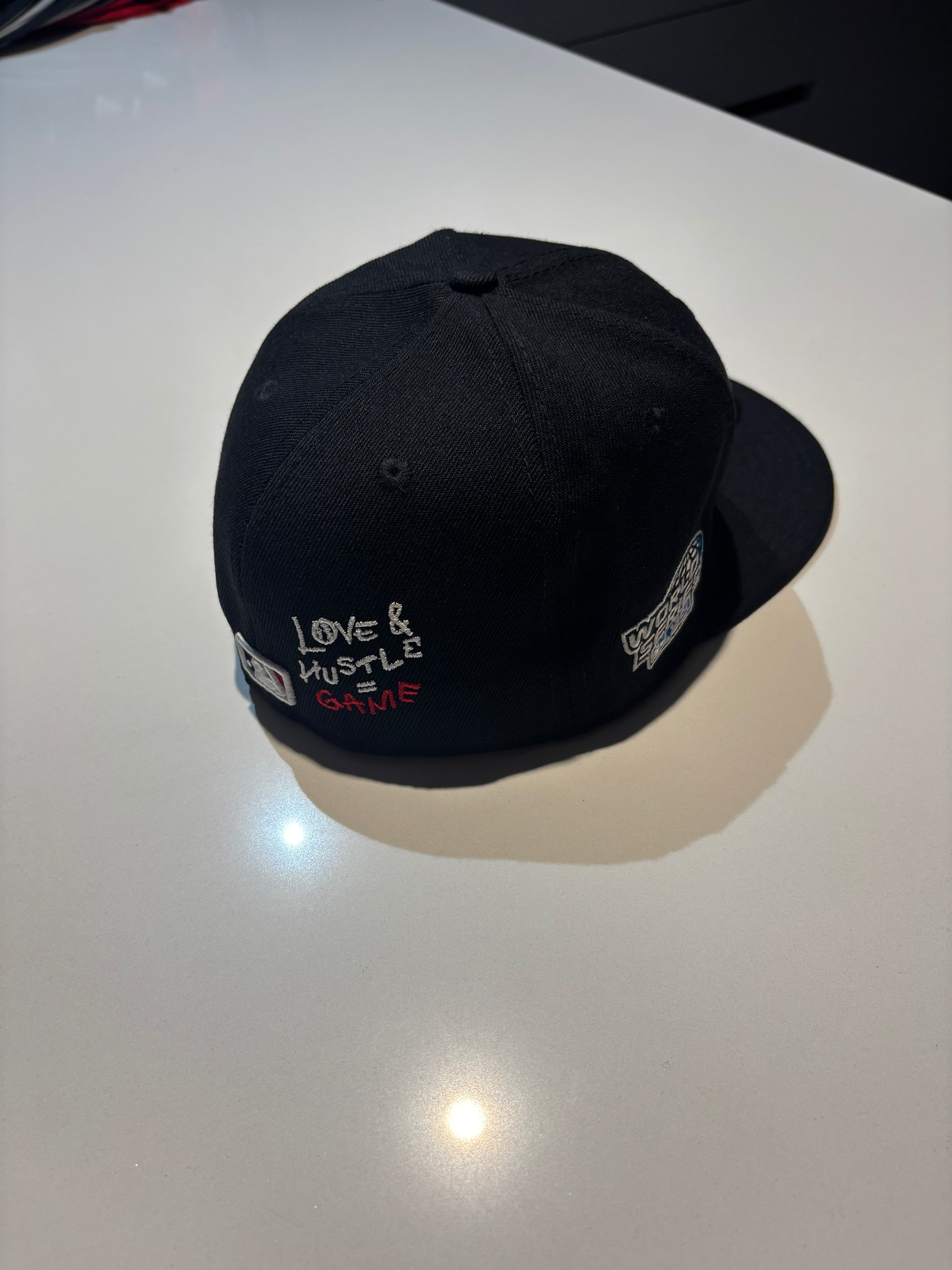 Cappello New Era 59FIFTY, taglia 7 1/8 - 56,8 cm